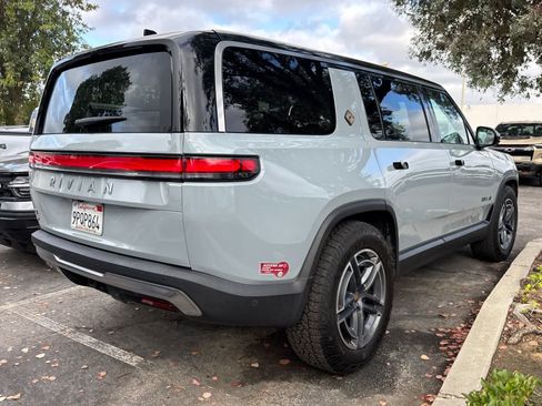 Used 2025 Rivian R1S Adventure AWD/4WD image 4