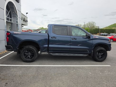 Used 2020 Chevrolet Silverado 1500 LT Trail Boss AWD/4WD image 2