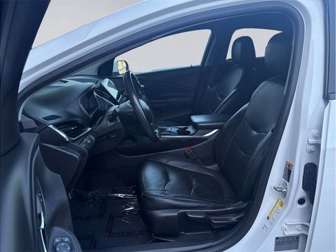 Used 2017 Chevrolet Volt Premier w/ Driver Confidence II Package image 10