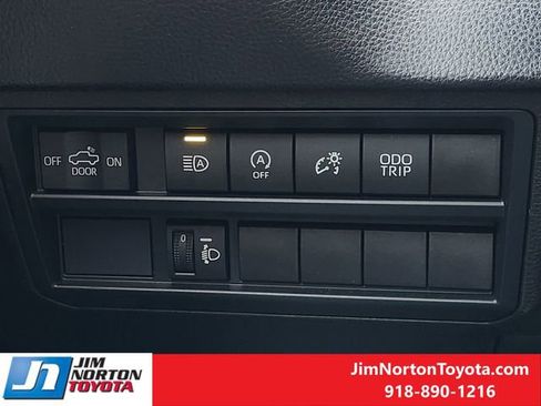 Used 2025 Toyota Tundra SR5 w/ SR5 Premium Package RWD image 23