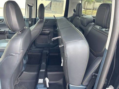 New 2025 Ford Maverick Lobo image 27