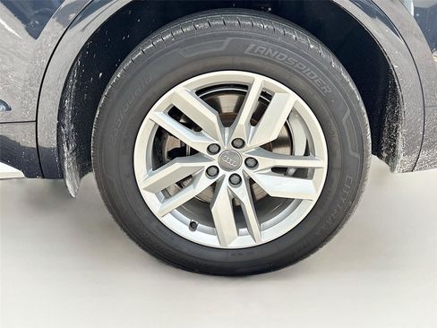 Used 2020 Audi Q5 2.0T Premium w/ Convenience Package AWD/4WD image 31