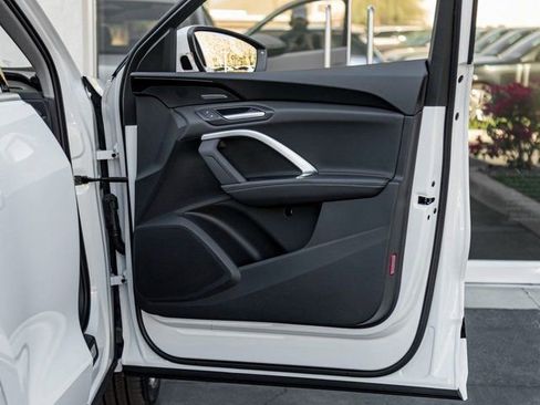 New 2025 Audi Q5 Premium Plus AWD/4WD image 24