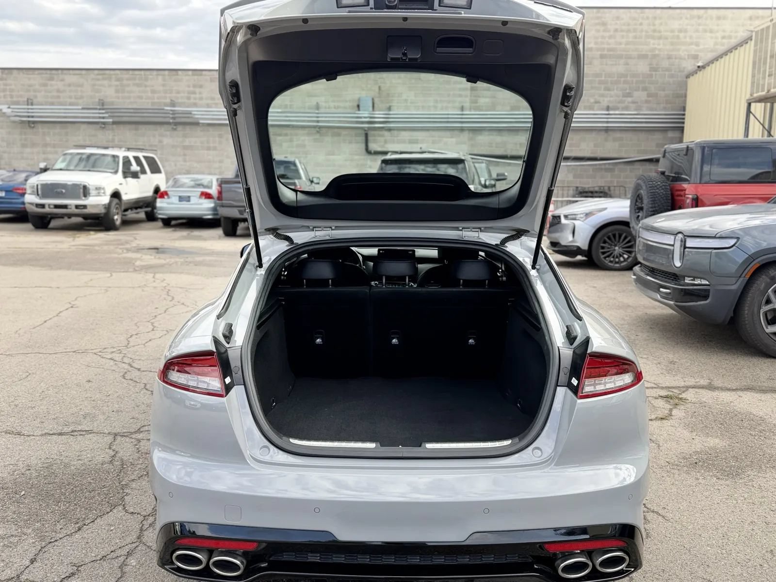 Used 2022 Kia Stinger GT-Line RWD image 16