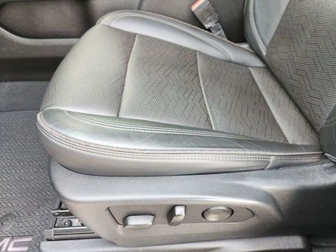 Used 2021 Chevrolet Tahoe High Country w/ Premium Package image 26