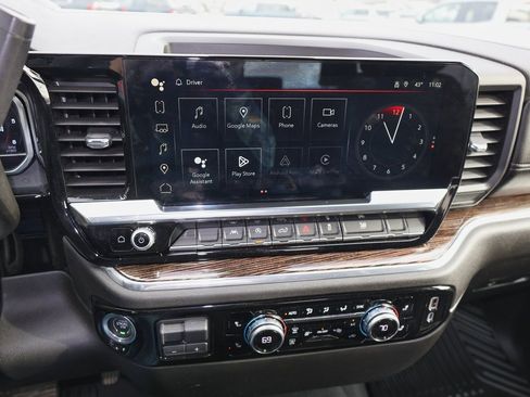 Certified 2024 GMC Sierra 1500 Elevation image 12