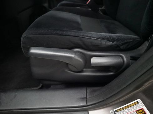 Used 2010 Honda CR-V EX image 26