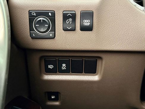 Used 2016 Lexus GX 460 image 19