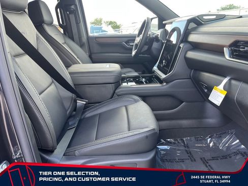 New 2026 GMC Yukon XL Denali w/ Denali Reserve Package AWD/4WD image 19