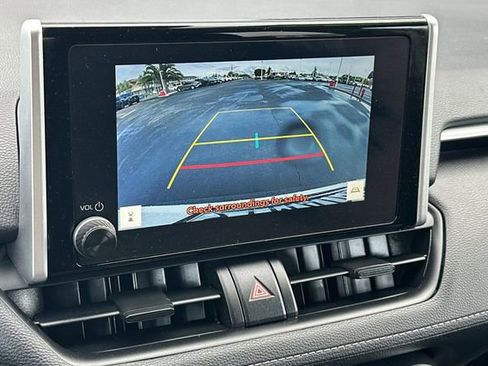 Certified 2025 Toyota RAV4 XLE AWD/4WD image 24