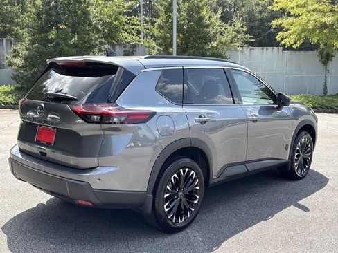 Used 2026 Nissan Rogue Dark Armor FWD image 24