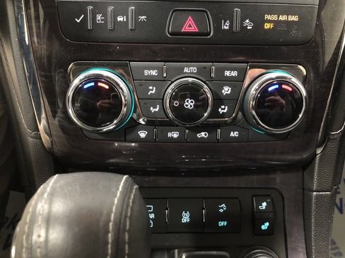 Used 2017 Buick Enclave Leather image 28