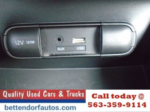 Used 2016 Kia Soul FWD image 13