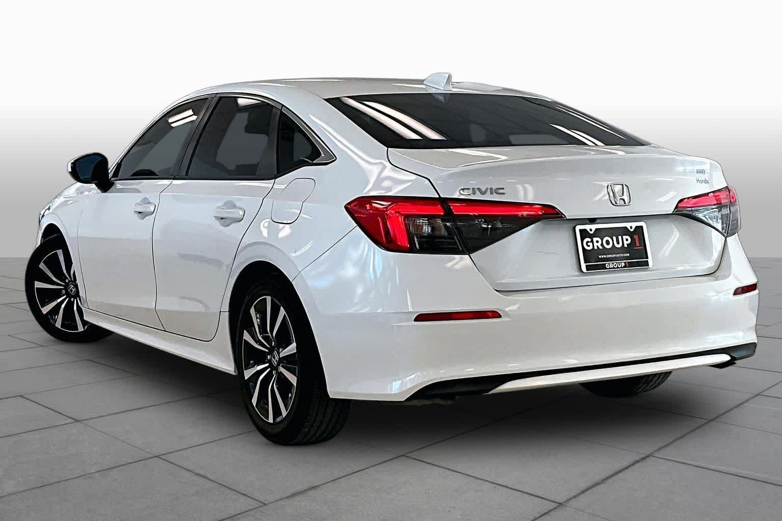 Used 2022 Honda Civic EX image 11