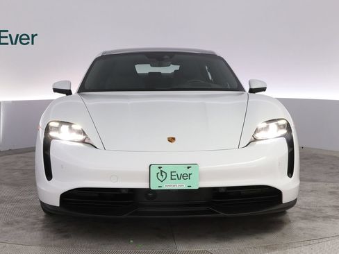 Used 2023 Porsche Taycan RWD image 12