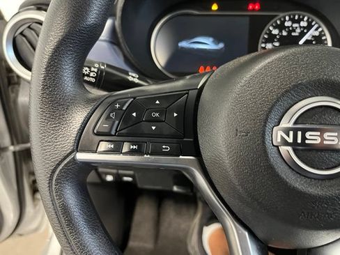 Used 2023 Nissan Versa SV FWD image 25