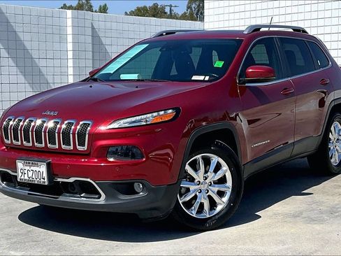 Used 2014 Jeep Cherokee Limited w/ Technology Group FWD image 2
