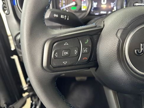Used 2024 Jeep Wrangler Unlimited Rubicon 4xe image 15