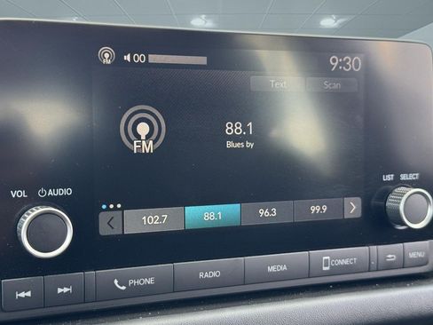 Used 2024 Honda HR-V Sport image 20