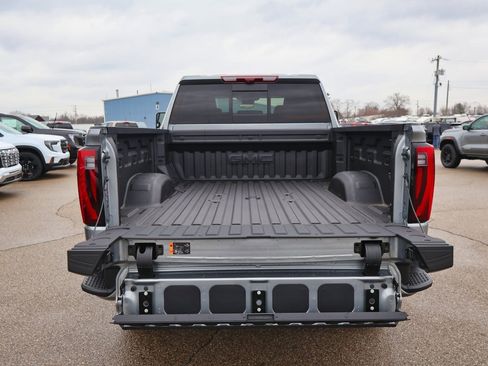 New 2026 GMC Sierra 2500 Denali w/ Denali Reserve Package image 5
