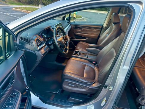 Used 2018 Honda Odyssey EX-L image 13