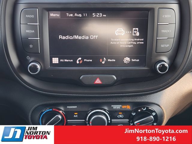 Used 2023 Kia Soul LX FWD image 17