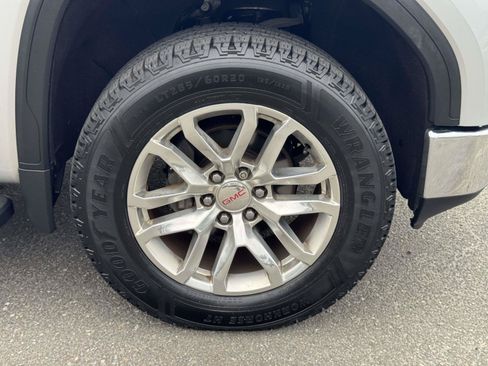 Used 2020 GMC Sierra 1500 SLT w/ SLT Premium Plus Package AWD/4WD image 8