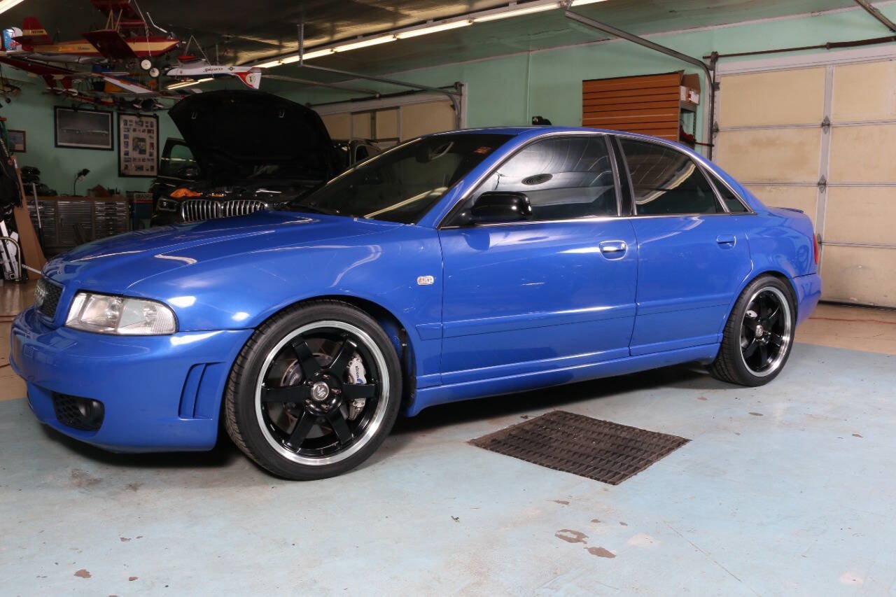 Used 2002 Audi S4 Sedan AWD/4WD image 32