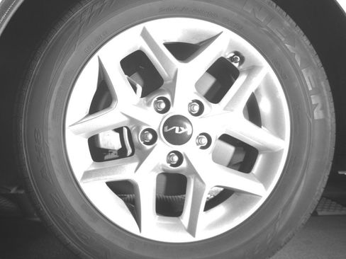 Used 2025 Kia Soul LX w/ LX Technology Package image 9