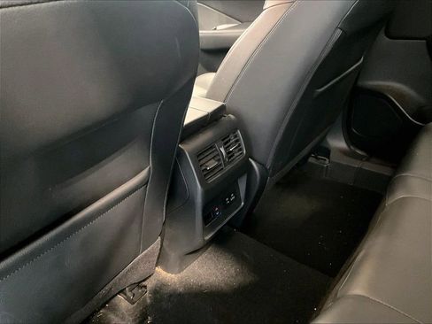 Used 2021 Nissan Rogue SL w/ Premium Package image 25