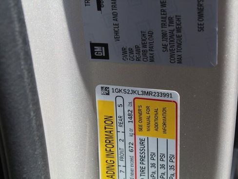 Used 2021 GMC Yukon XL Denali w/ Denali Premium Package image 41