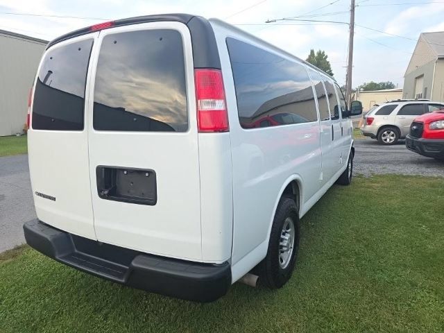 Used 2020 Chevrolet Express 3500 LS RWD image 5