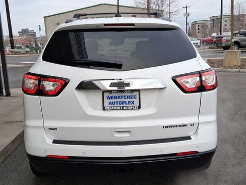 Used 2016 Chevrolet Traverse LT w/ Traveler's Package image 6