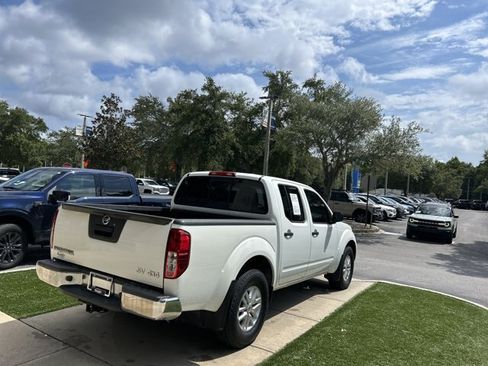 Used 2019 Nissan Frontier SV AWD/4WD image 4