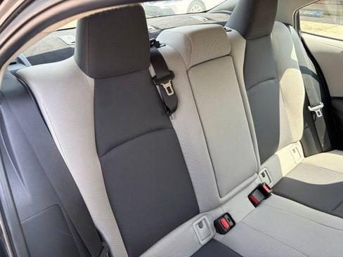 Used 2025 Toyota Corolla LE FWD image 30