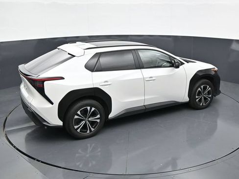 Used 2024 Toyota bZ4X AWD w/ Weather Package image 30
