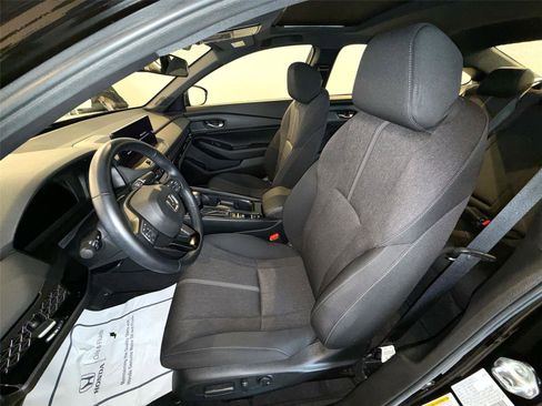 Used 2023 Honda Accord Sport image 13