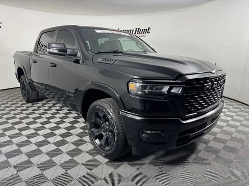 Used 2025 RAM 1500 Big Horn AWD/4WD image 5