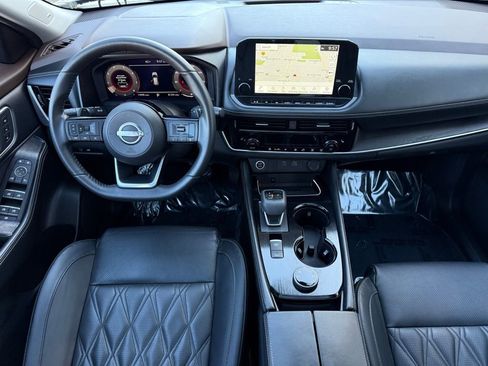 Certified 2023 Nissan Rogue Platinum image 19