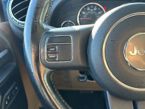 Used 2012 Jeep Wrangler Unlimited Sahara w/ Trailer Tow Group image 12