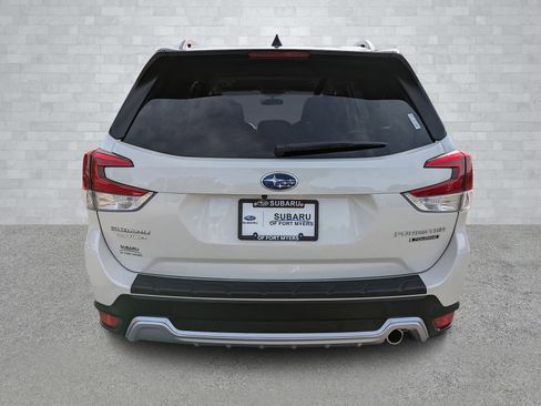 Used 2024 Subaru Forester Touring image 6