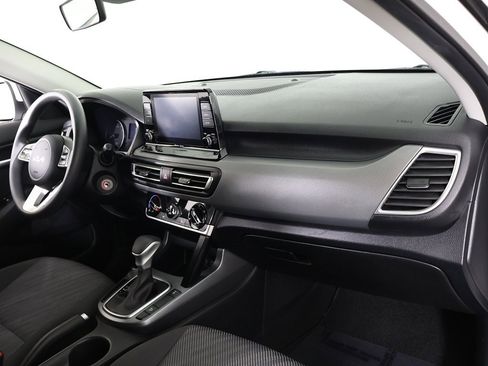 Used 2023 Kia Seltos LX image 25