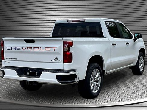 Used 2023 Chevrolet Silverado 1500 Custom AWD/4WD image 6