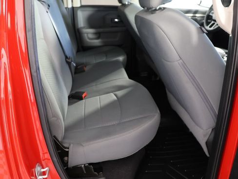 Used 2018 RAM 1500 Classic SLT RWD image 19