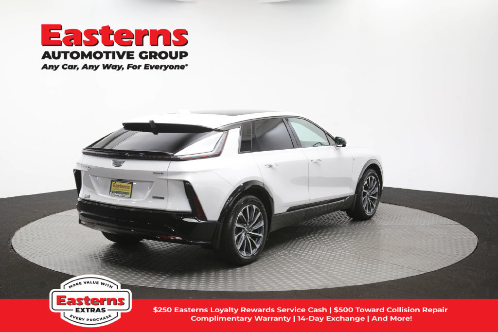 Used 2024 Cadillac Lyriq Sport RWD image 44