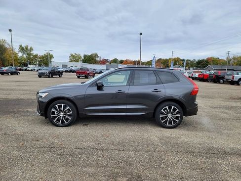 Used 2024 Volvo XC60 B5 Ultimate image 9