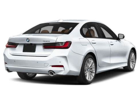 Used 2024 BMW 330i xDrive Sedan w/ Convenience Package AWD/4WD image 5