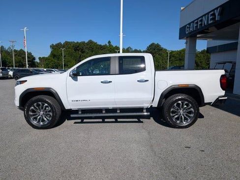 New 2026 GMC Canyon Denali AWD/4WD image 4