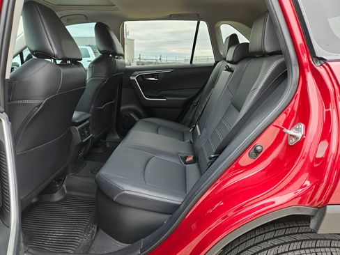 Used 2024 Toyota RAV4 XLE Premium image 14