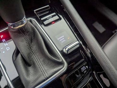 New 2026 Jeep Compass Latitude image 25